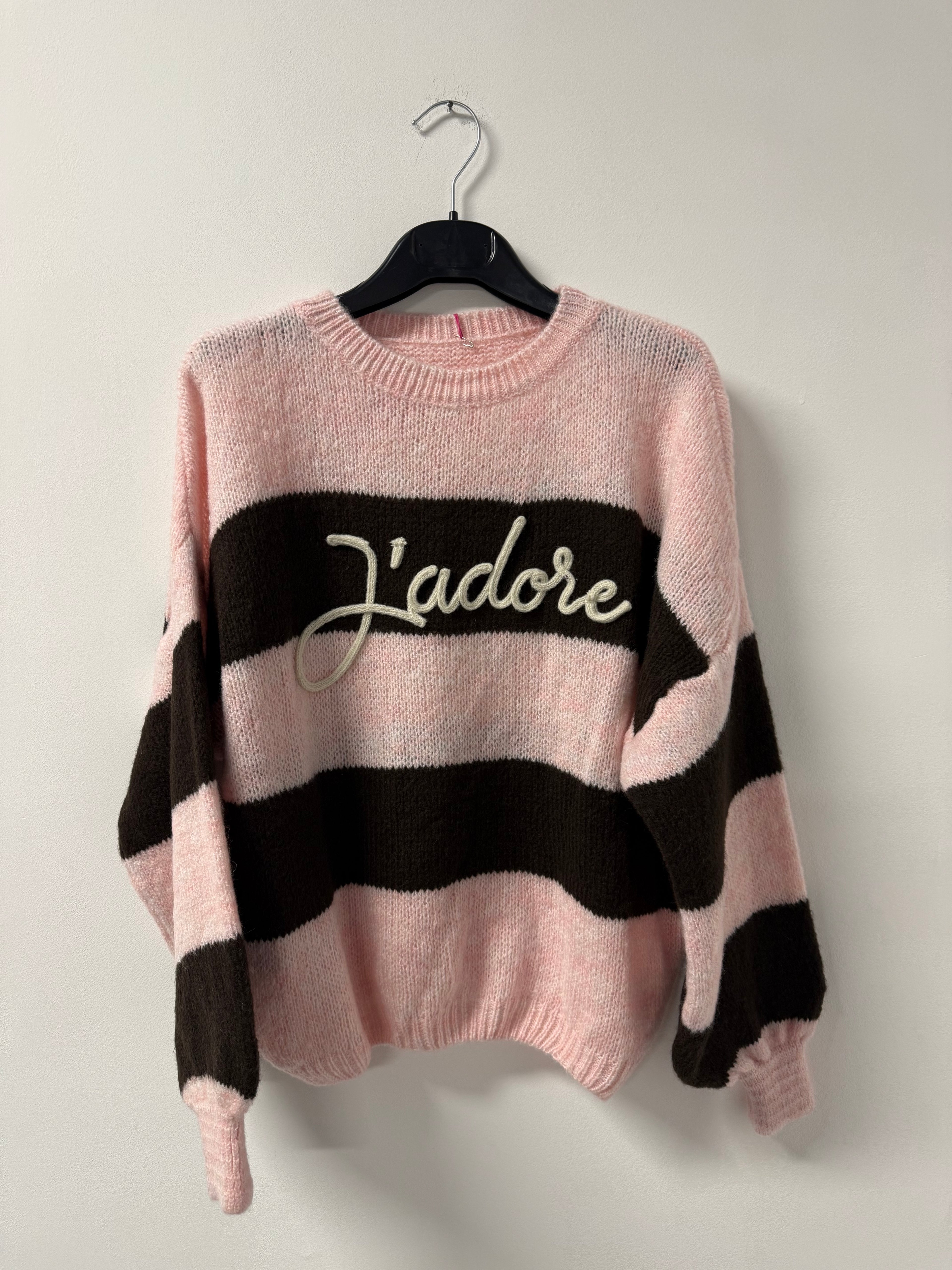 Maglione a righe con ricamo “J’adore
