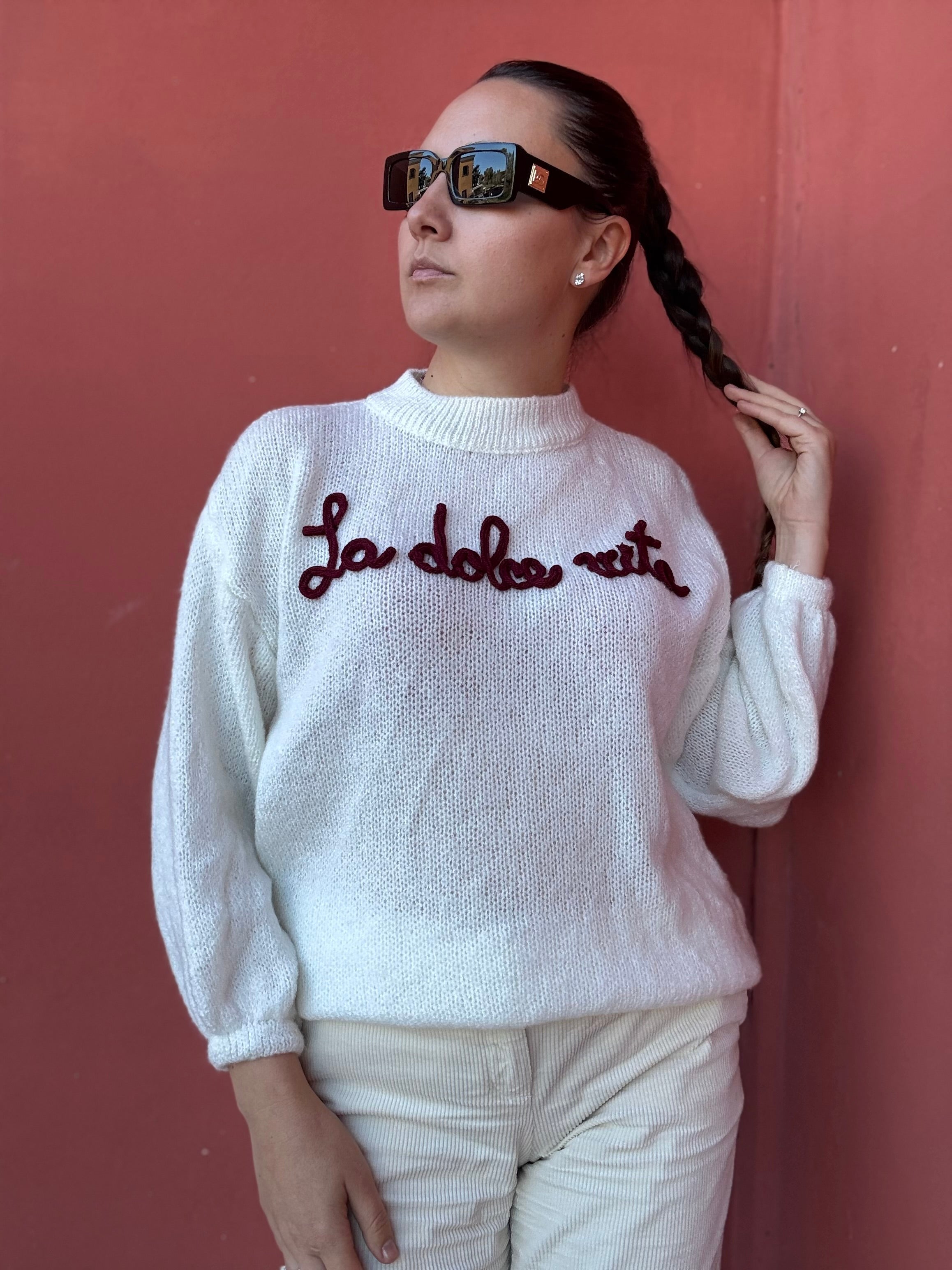 Maglione “La Dolce Vita” – Ricamo in Rilievo Made in Italy