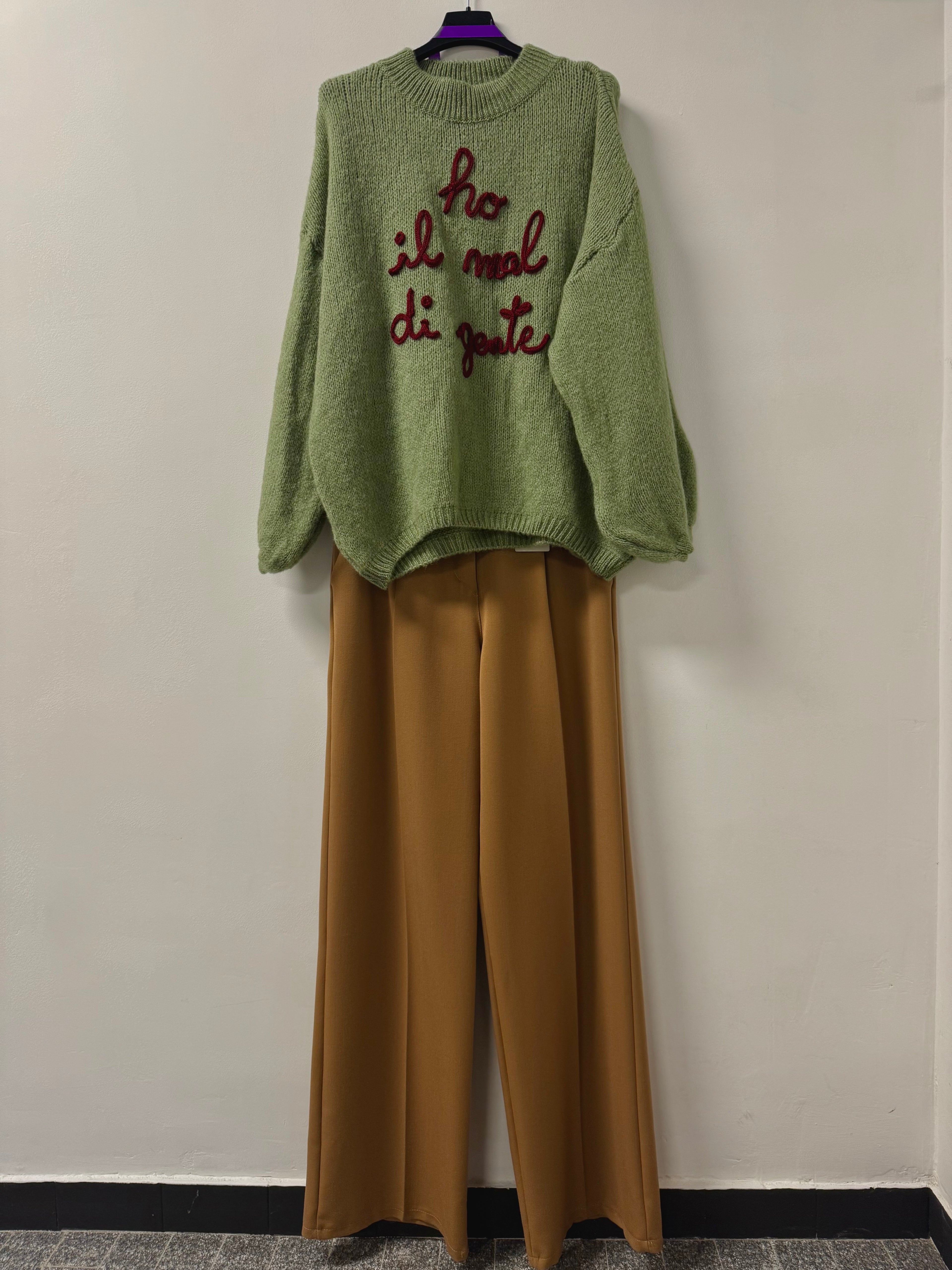 Maglione verde oliva ho il mal di gente