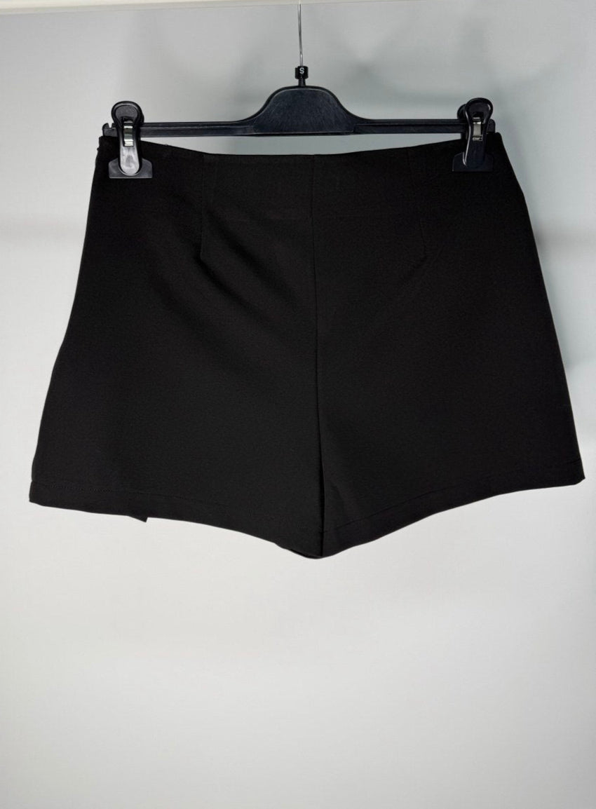 Gonna Shorts Nera "Lumina" a Pieghe - Nùa Boutique