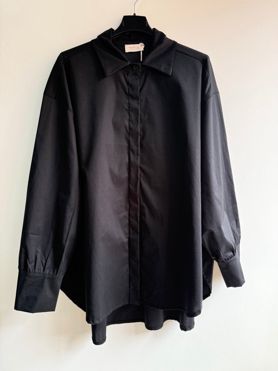 Camicia Oversize "No Vabbè" Nera con Ricamo Rosso - Cotone Made in Italy