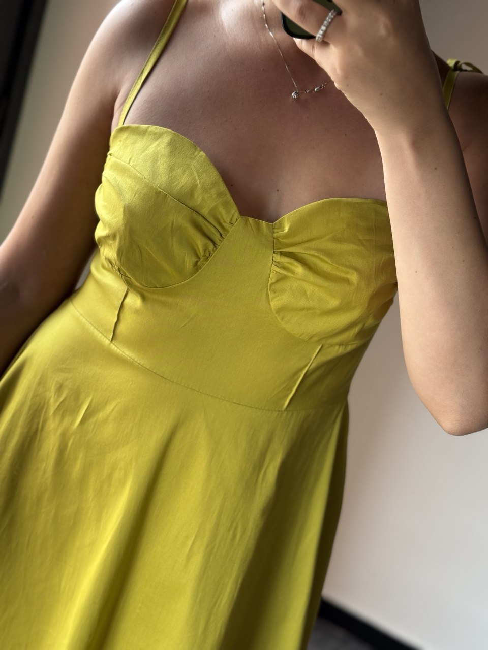 Abito lungo Sofia con scollo a cuore