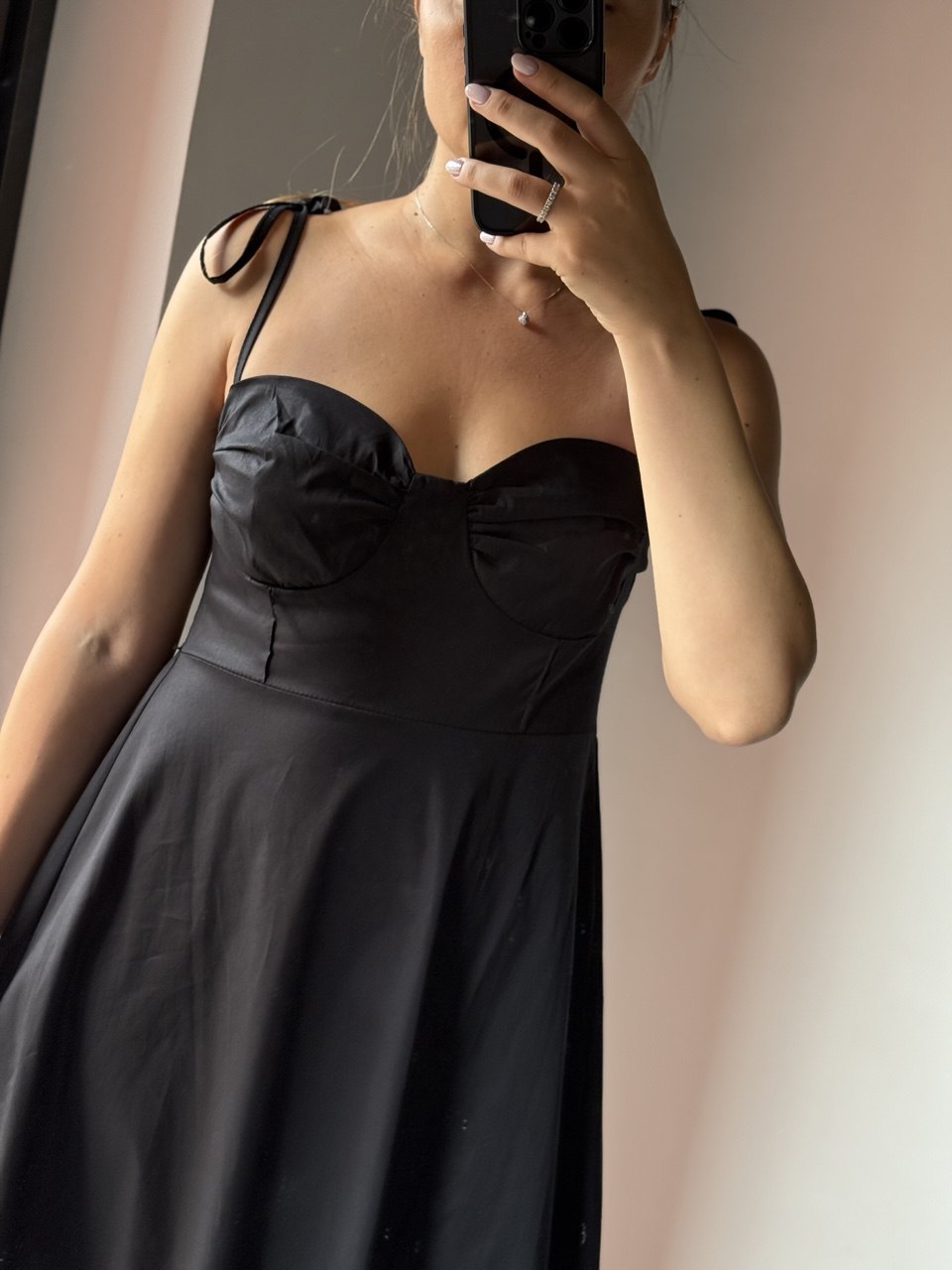 Abito lungo Sofia con scollo a cuore