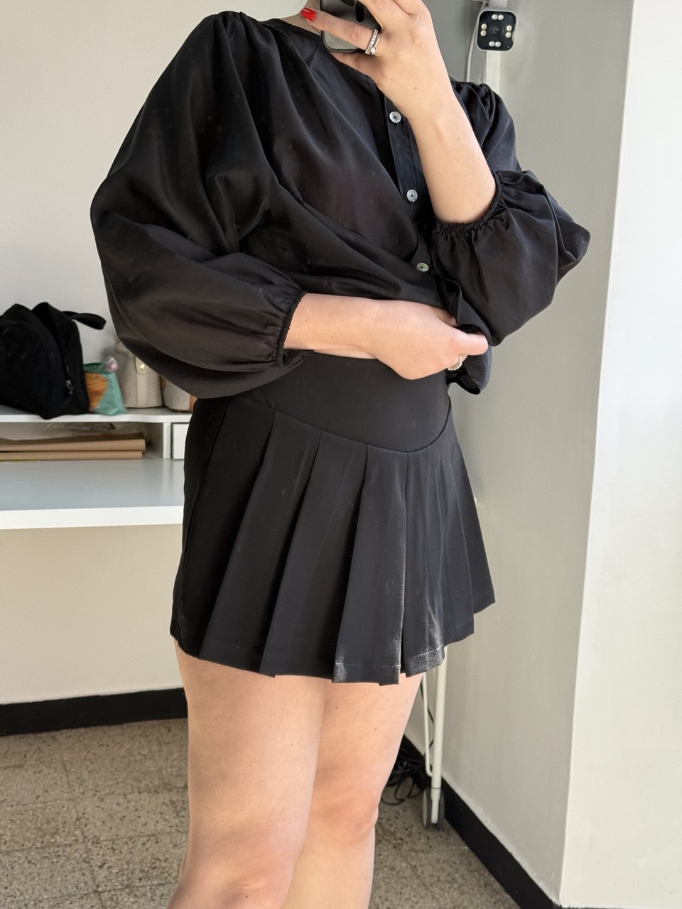 Gonna Shorts Nera "Lumina" a Pieghe