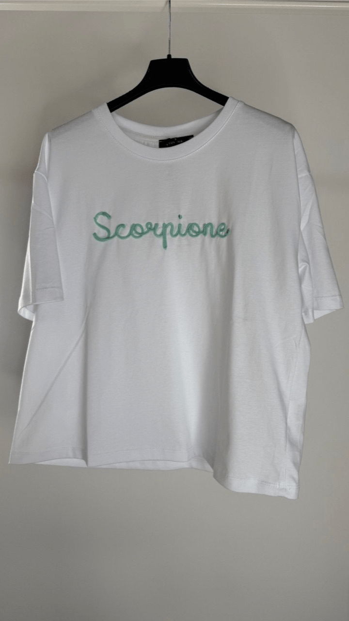 T-shirt Bianca "Scorpione" Ricamata Lumina - Nùa Boutique