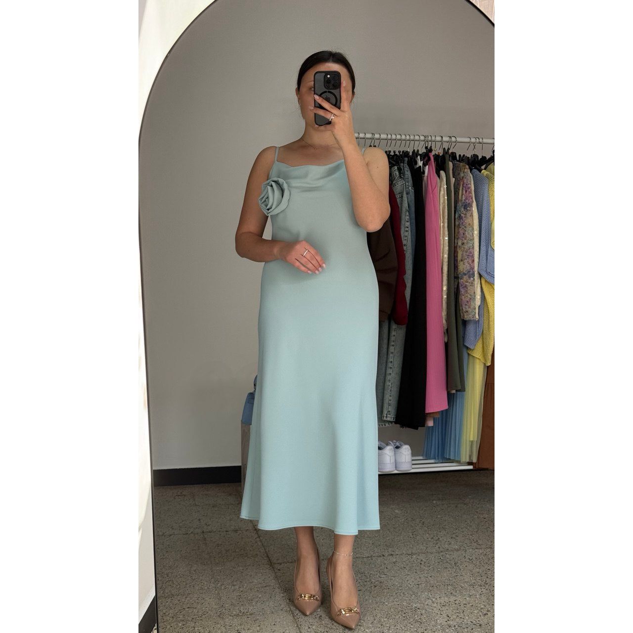 Vestito Lungo Verde Acqua con Fiore Applicato - Nùa Boutique